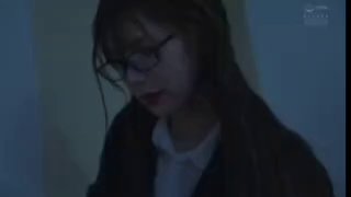 大自然美女在硬核性爱视频中达到高潮